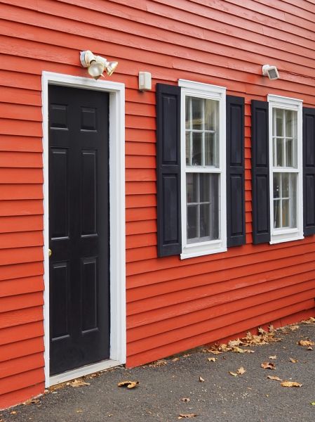 Cost of Red Vinyl Siding Installation in Bryan